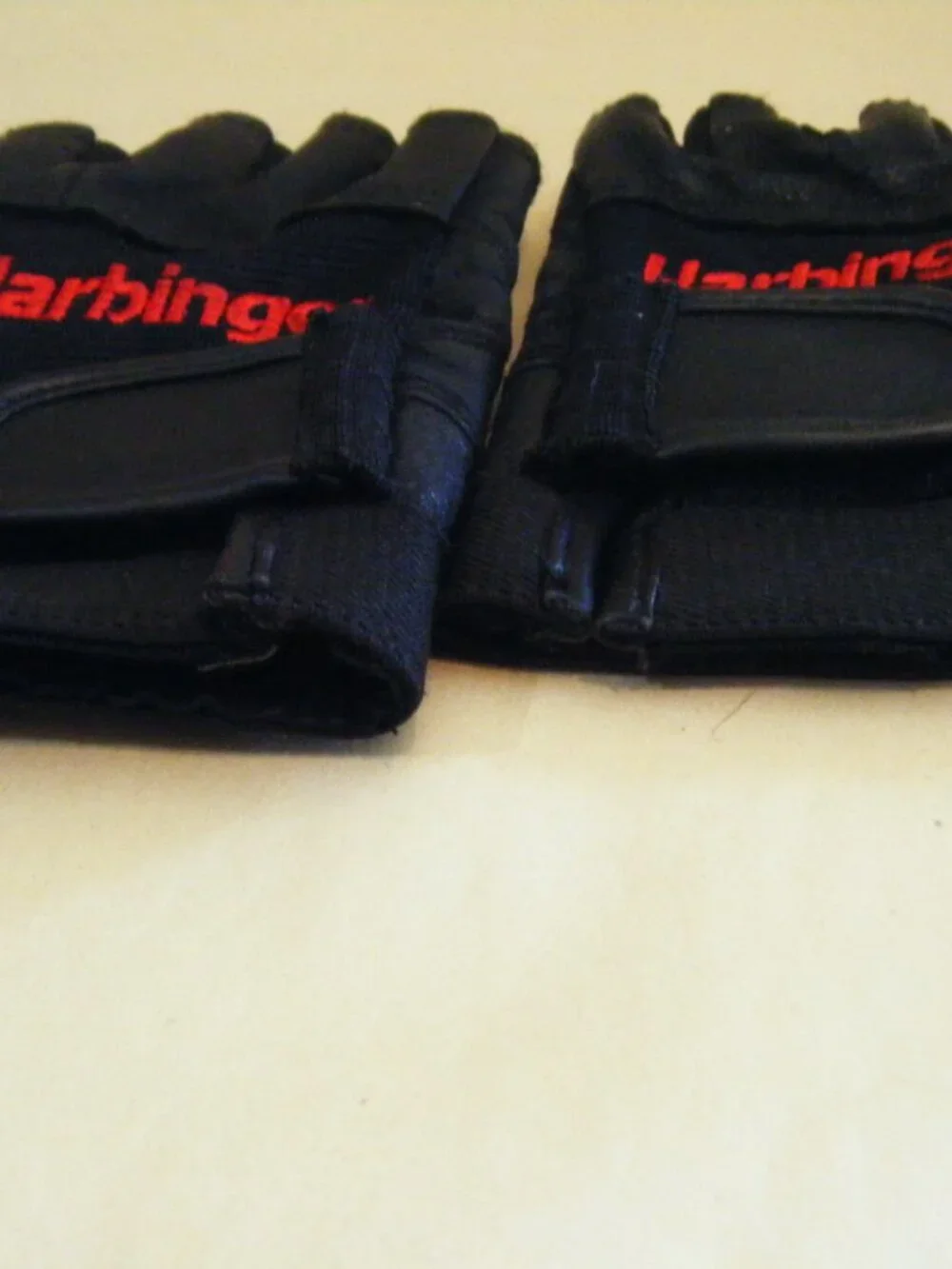 Harbinger Athletic Gym Gloves Size Small